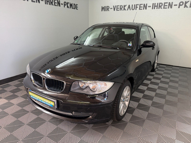 BMW 118 d Limousine 3Türen BMW History TÜV 03-28 — photo 5