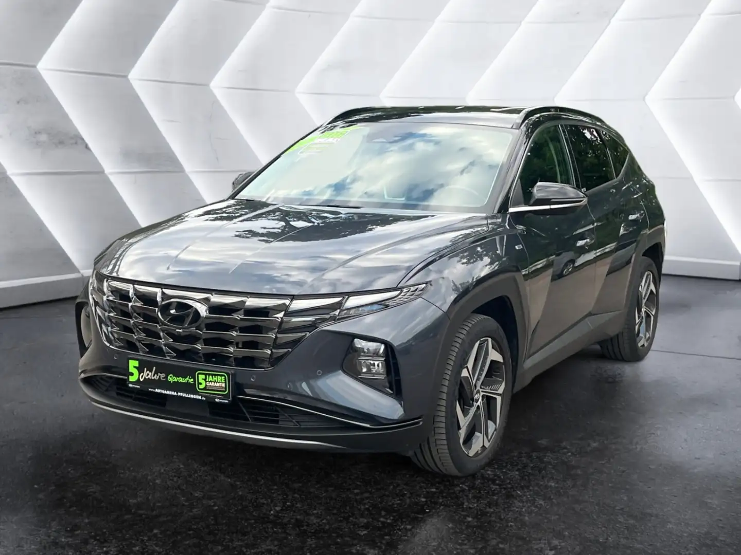 Hyundai TUCSON 1.6 CRDi Prime Matrix 4xSHZ ACC AUT Zwart - 2