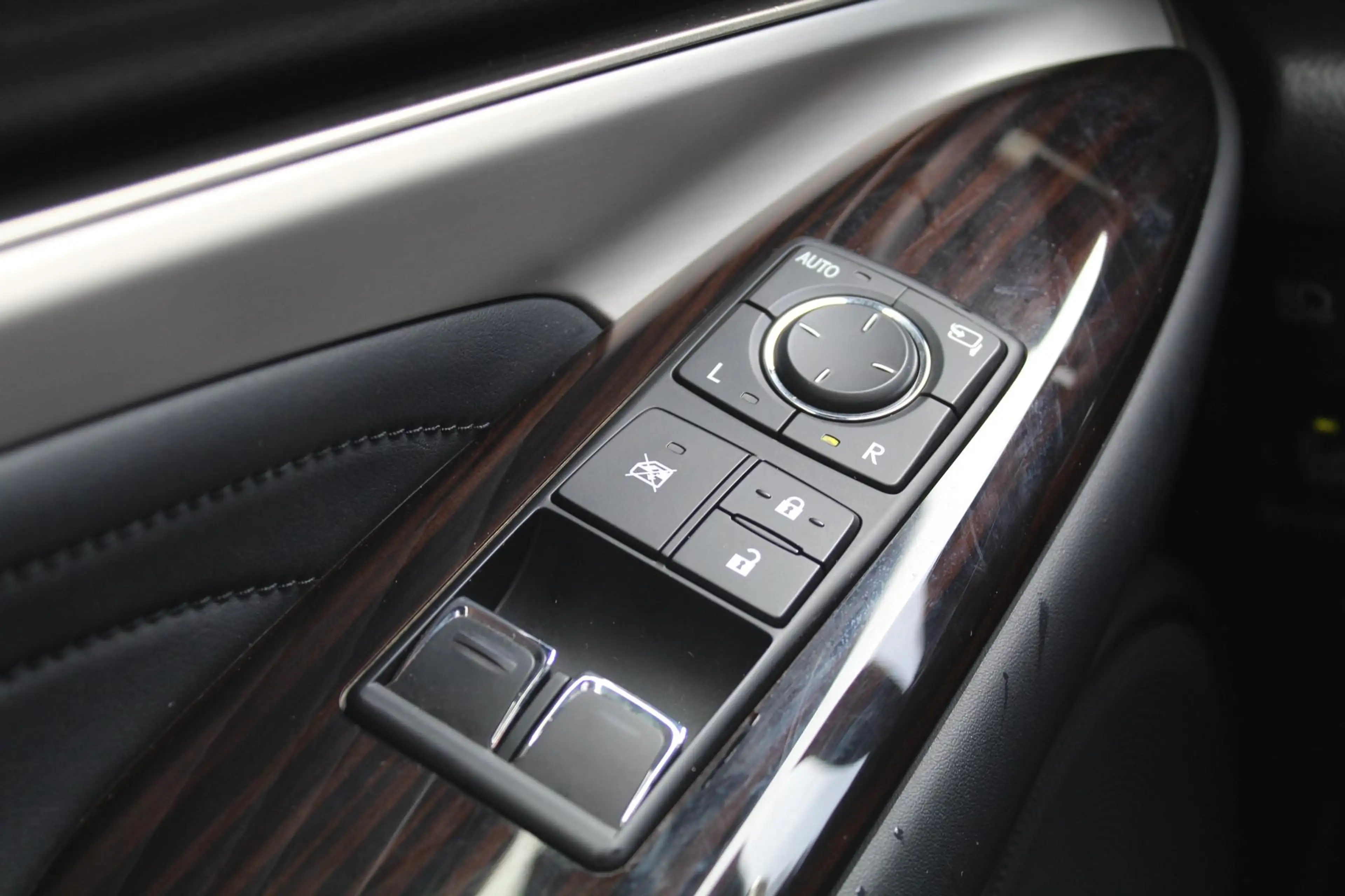 Lexus RC 300h Luxury Line | Rijklaar | NL-auto | Schuifdak | Led — photo 15