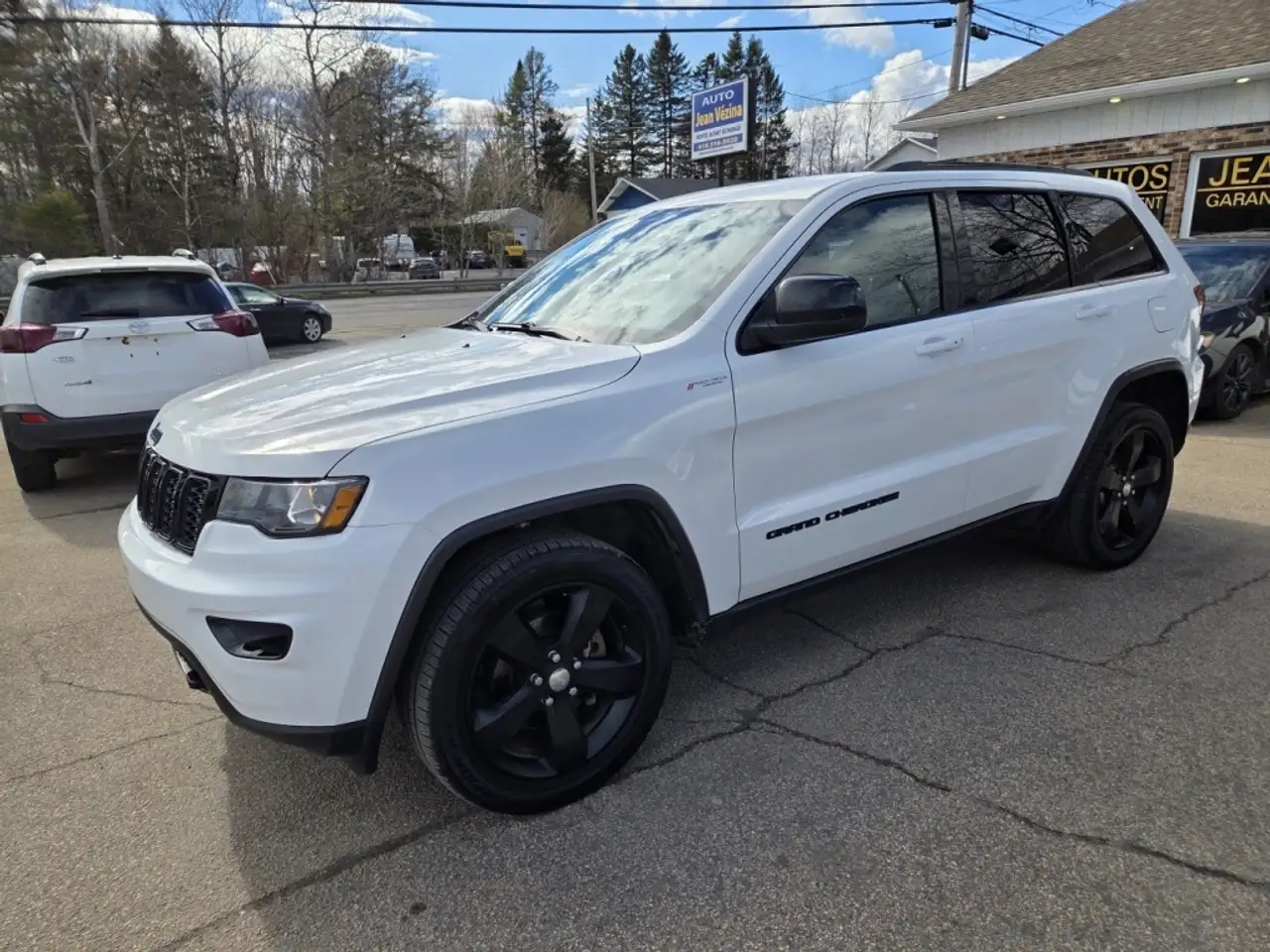 Jeep Grand Cherokee снимка Jeep Grand Cherokee
