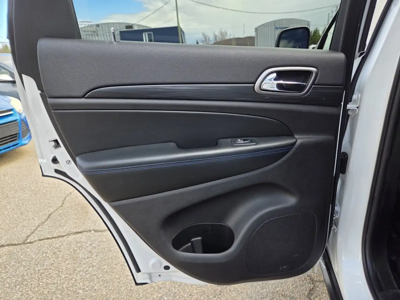 Jeep Grand Cherokee снимка Jeep Grand Cherokee