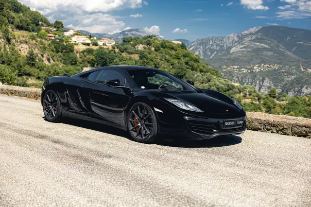 McLaren MP4-12C McLaren MP4-12C