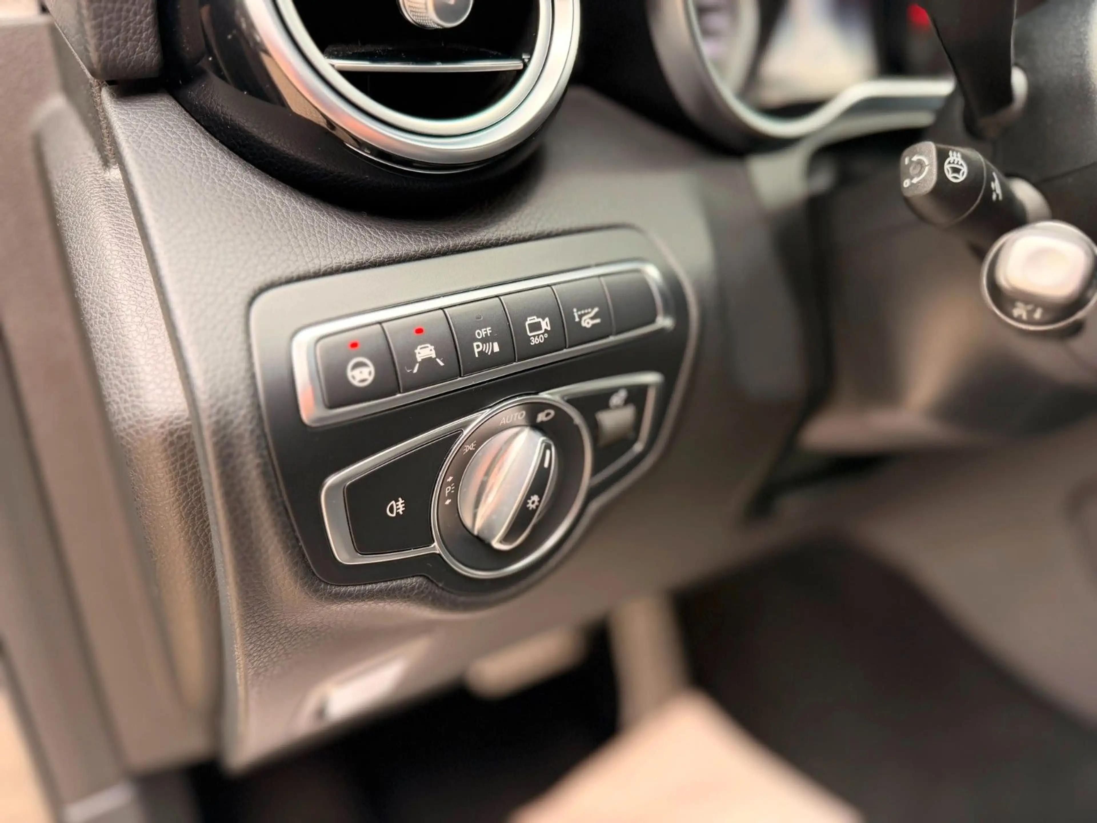 Mercedes-Benz GLC 250 d 9G 4Matic AMG-Line/AHK/LED/360/HUD — photo 14