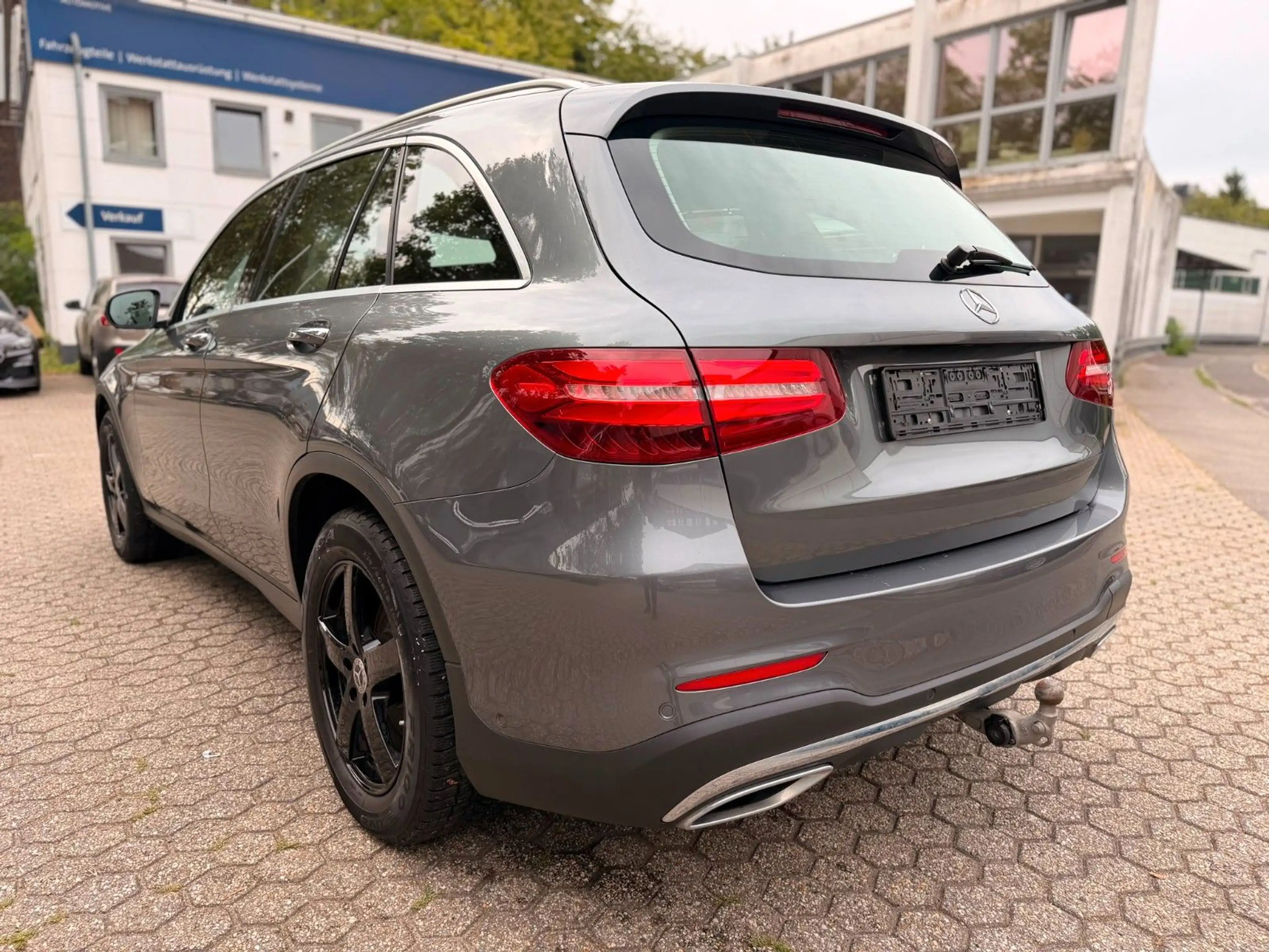 Mercedes-Benz GLC 250 d 9G 4Matic AMG-Line/AHK/LED/360/HUD — photo 4