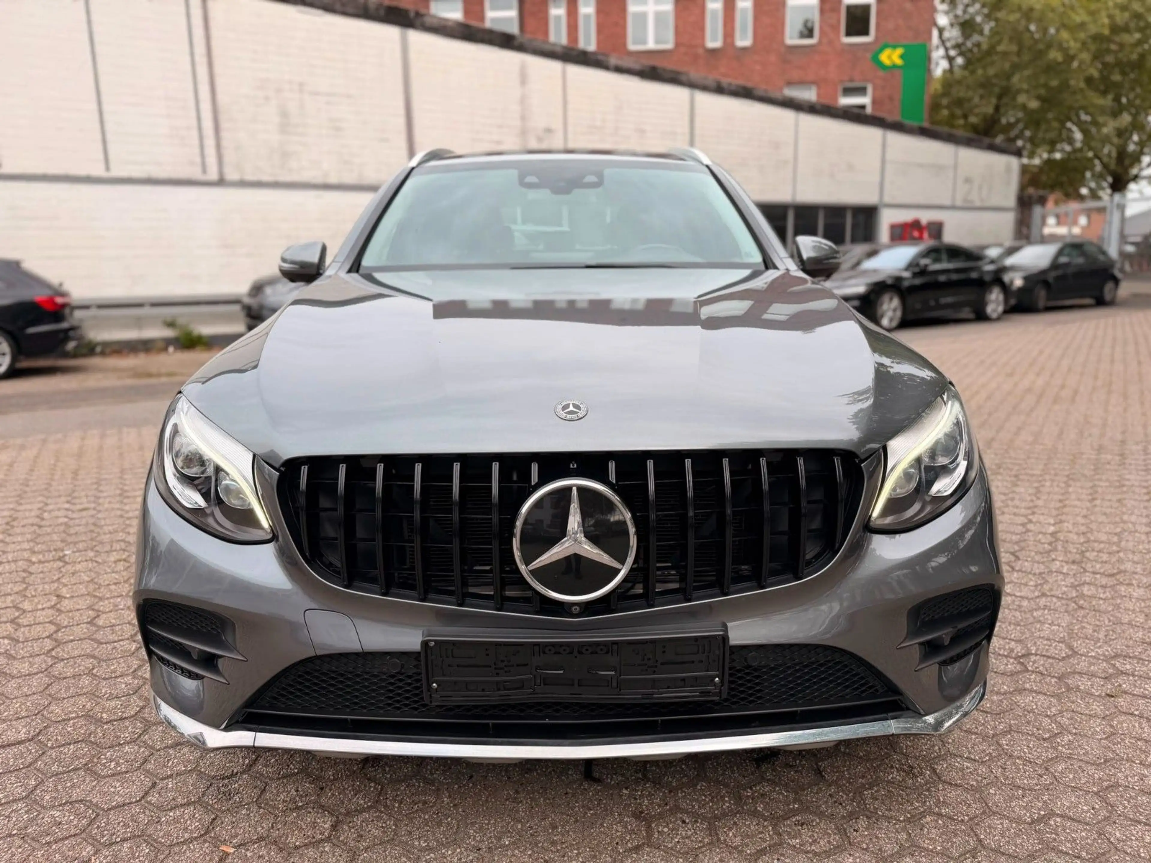 Mercedes-Benz GLC 250 d 9G 4Matic AMG-Line/AHK/LED/360/HUD — photo 2
