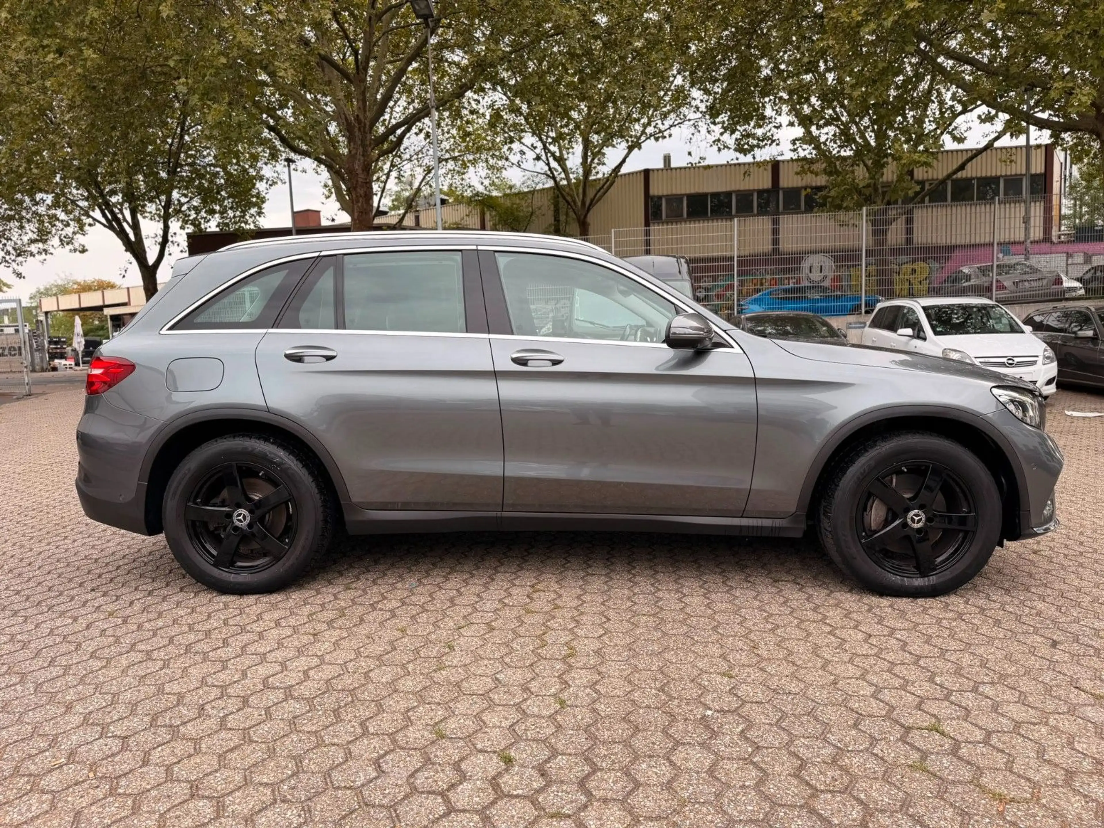 Mercedes-Benz GLC 250 d 9G 4Matic AMG-Line/AHK/LED/360/HUD — photo 8