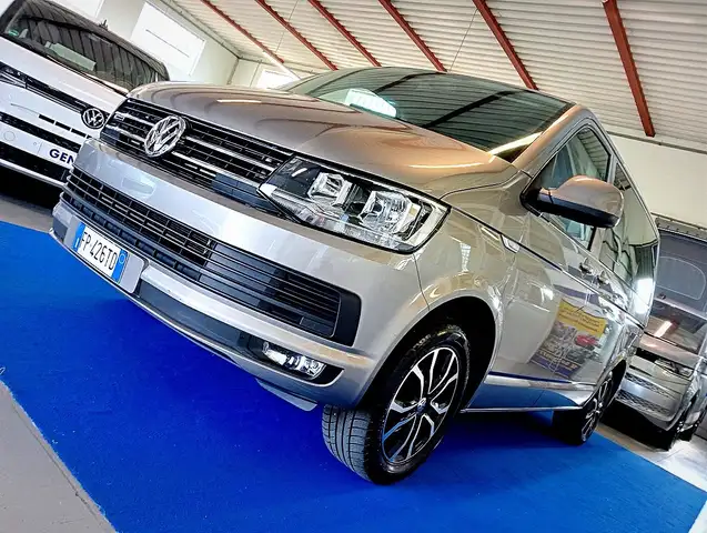 Volkswagen T6 Caravelle 2.0 TDI 150CV 4MOTION 4X4 DSG N1 5POSTI IVA INCLUSA