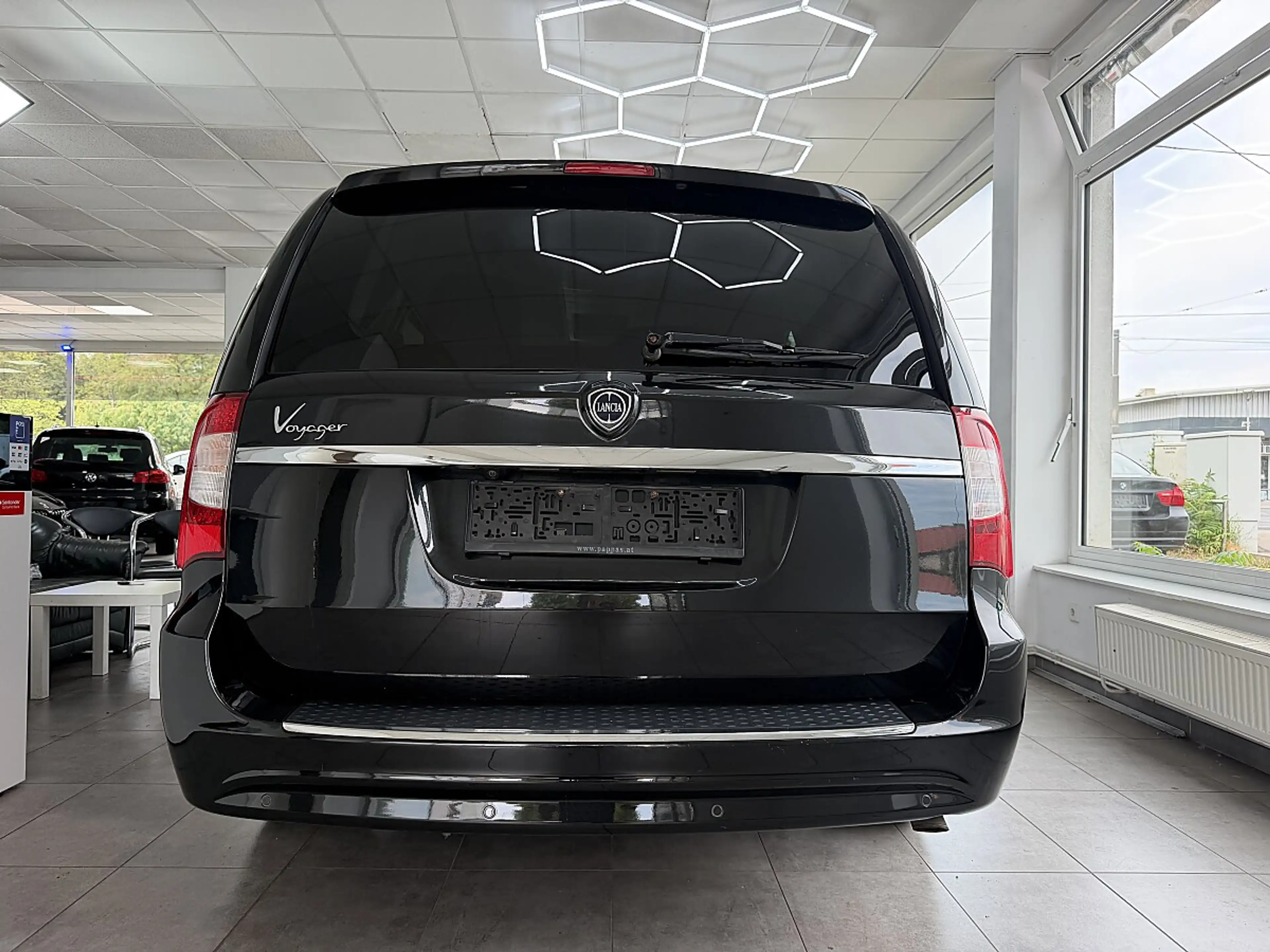 Lancia Voyager Platinum 2,8 CRD 178 PS — photo 10