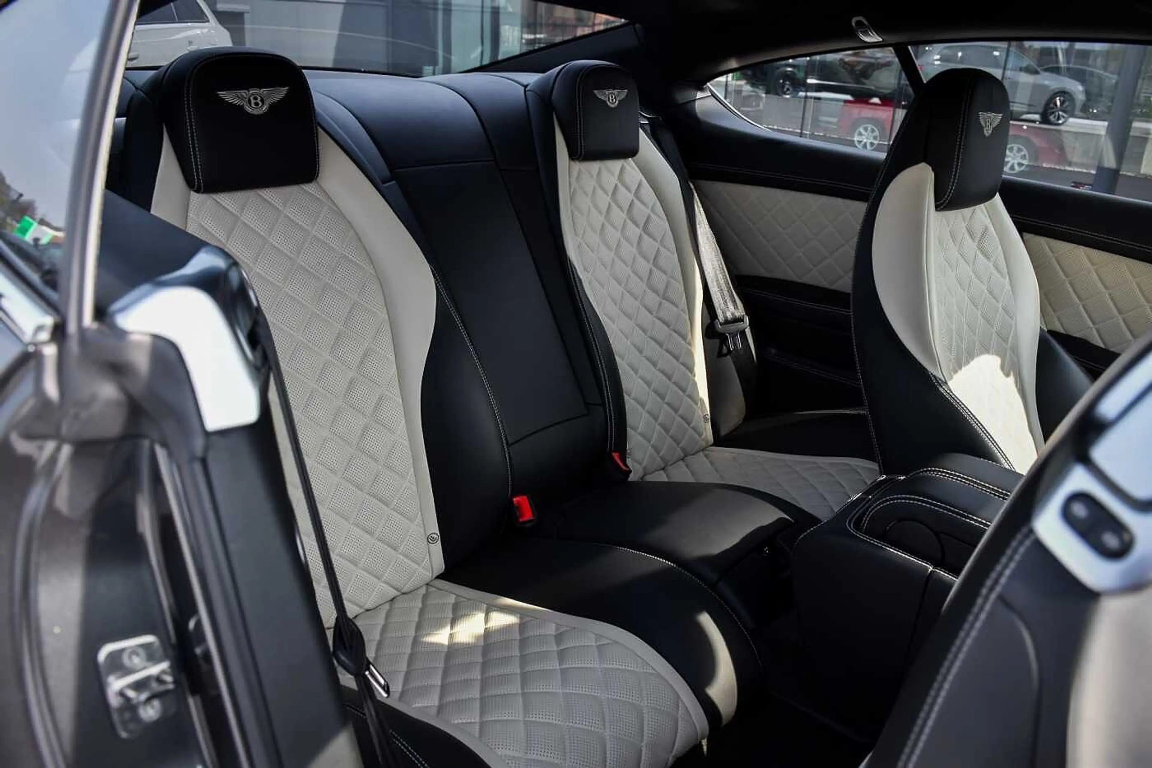 Bentley Continental GT V8 S Mulliner **35.000km** 21'Alu Like NEW — photo 15