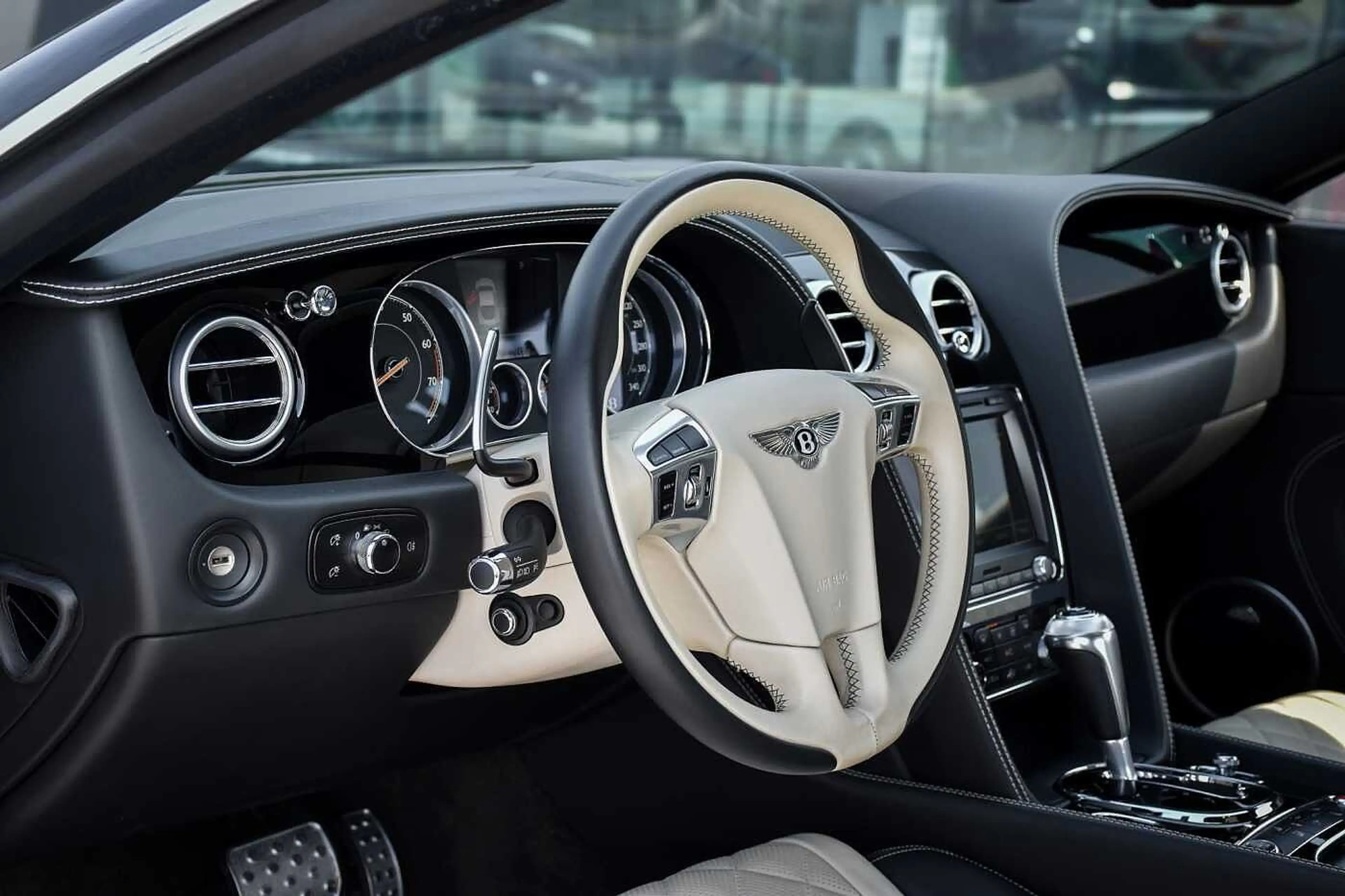 Bentley Continental GT V8 S Mulliner **35.000km** 21'Alu Like NEW — photo 13