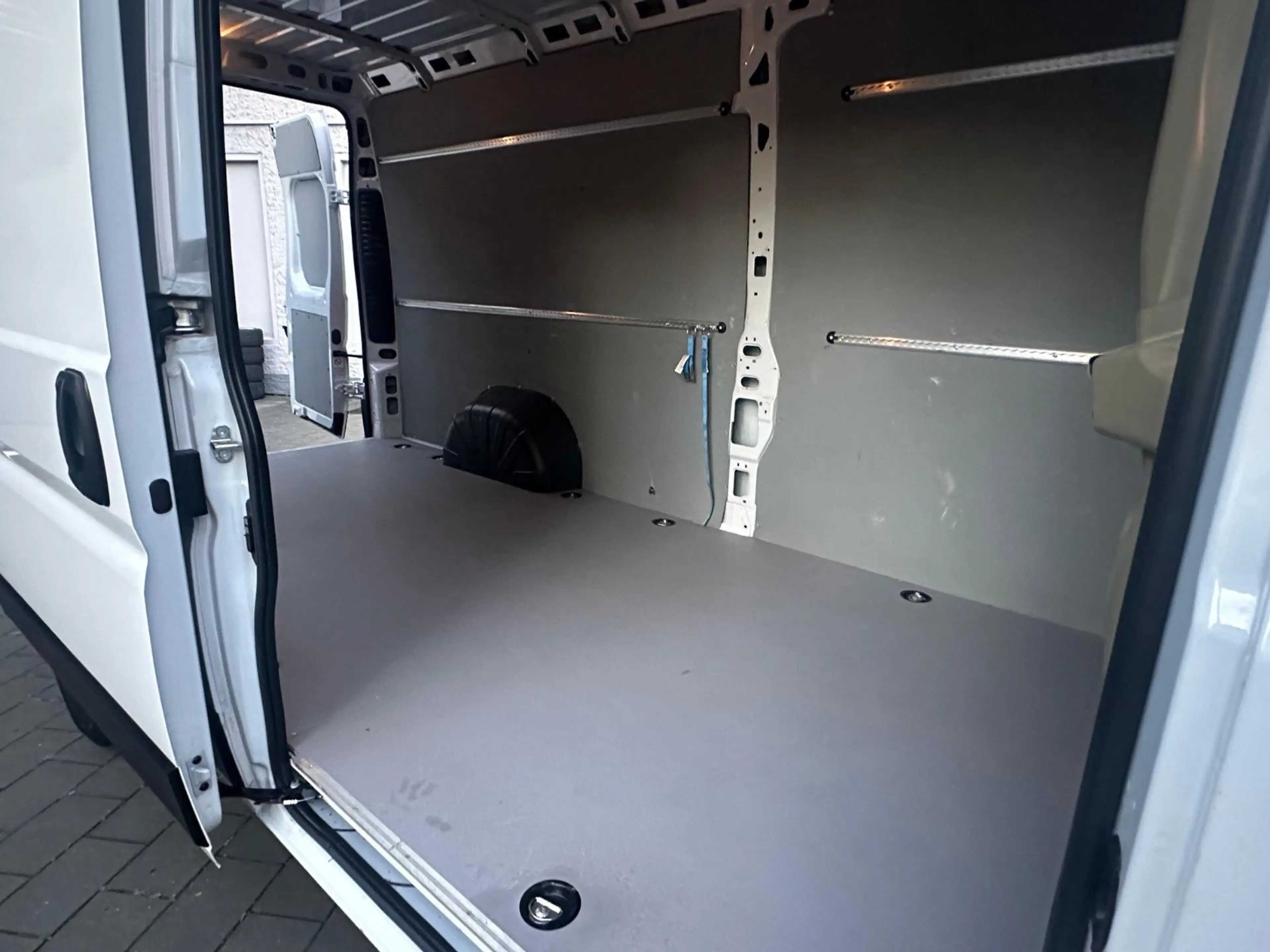 Citroen Jumper Kasten L4H2 NAVI/10*Display|Temp.|PDC — photo 11