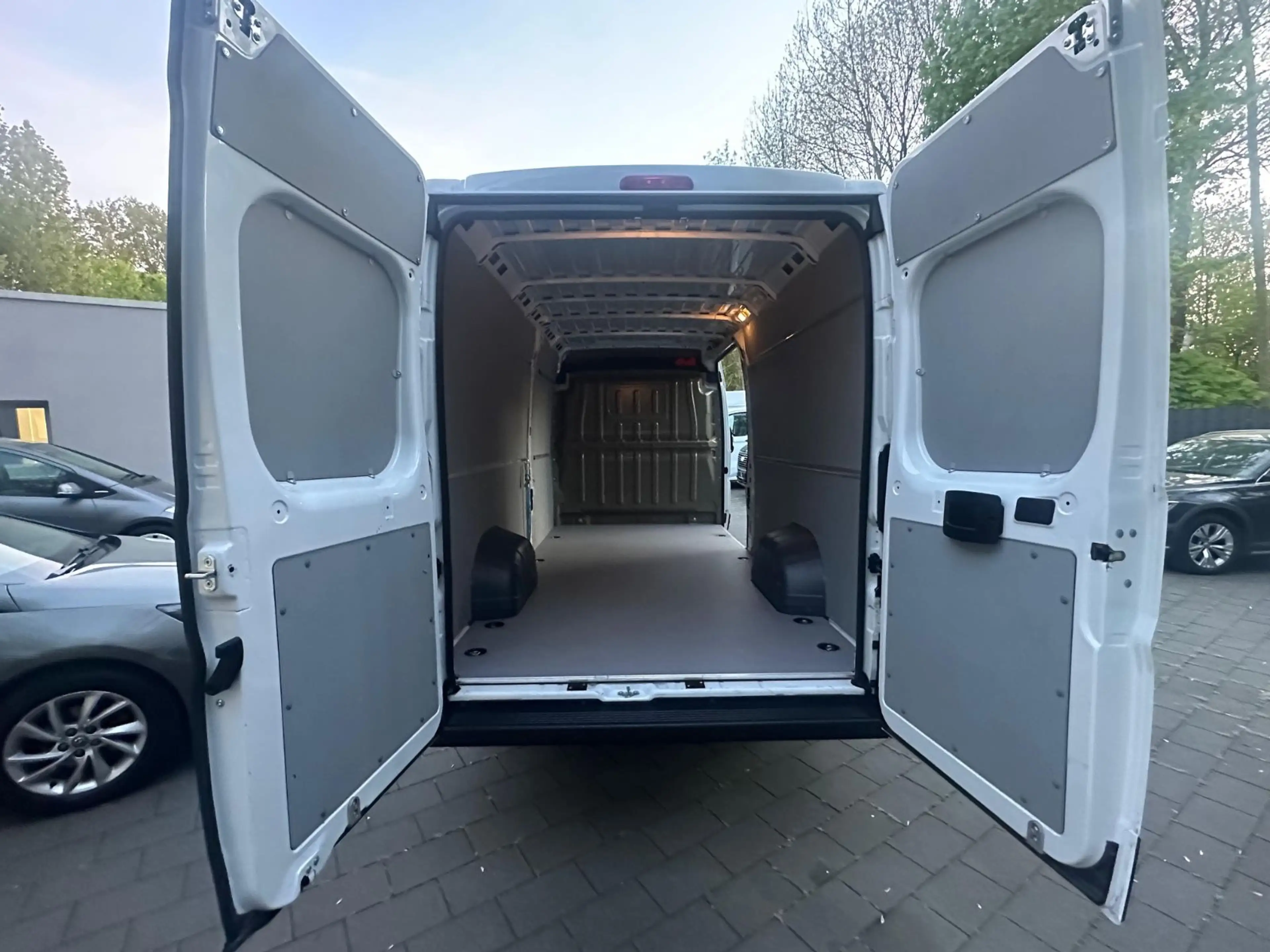 Citroen Jumper Kasten L4H2 NAVI/10*Display|Temp.|PDC — photo 13