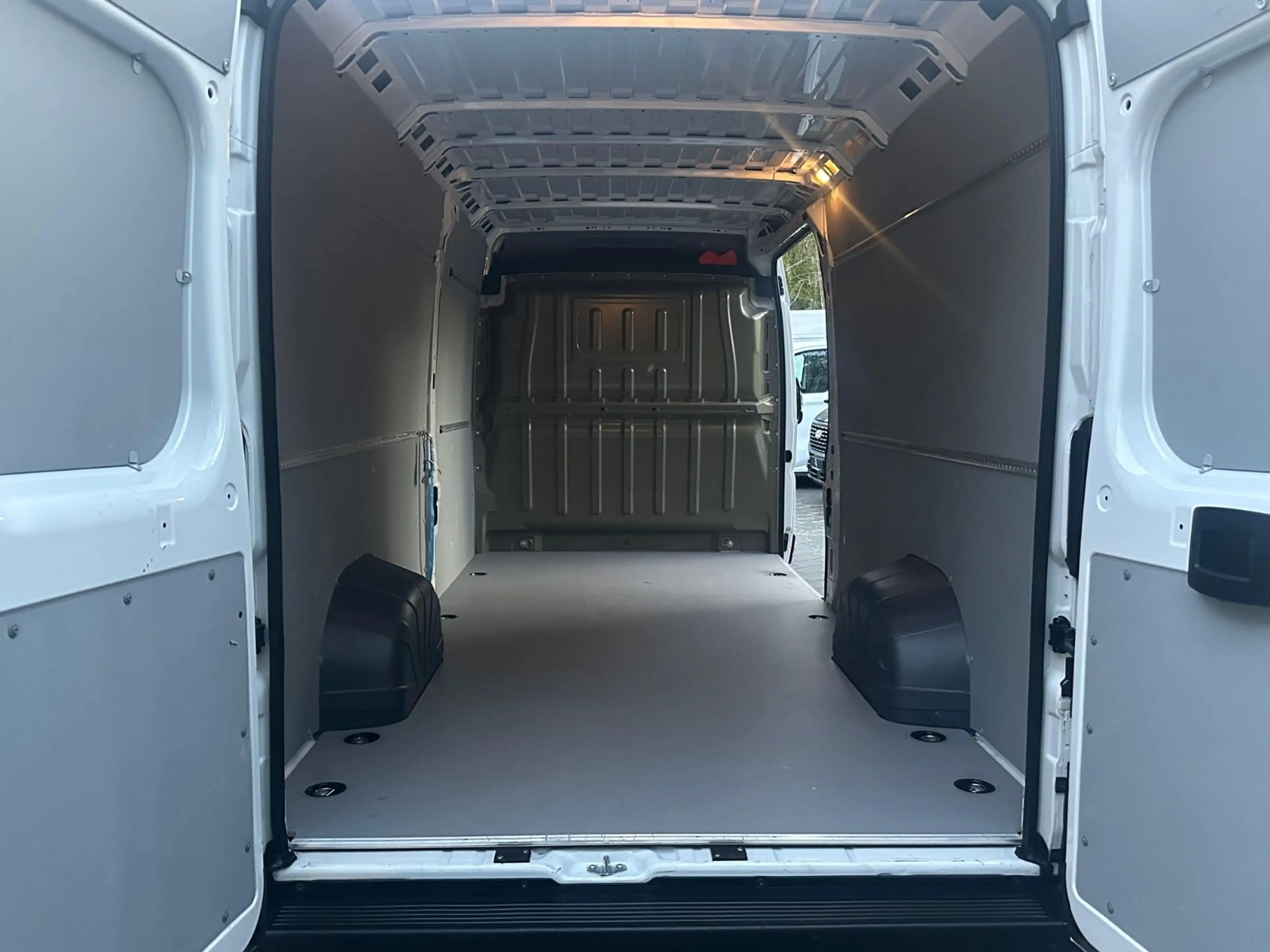 Citroen Jumper Kasten L4H2 NAVI/10*Display|Temp.|PDC — photo 14