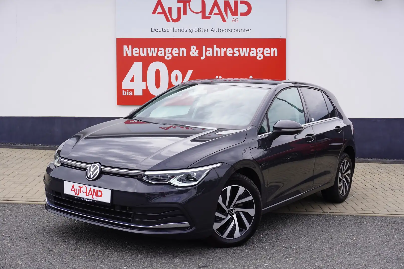 Volkswagen Golf VIII Style e-Hybrid LED Navi ACC DAB PDC Grau - 2