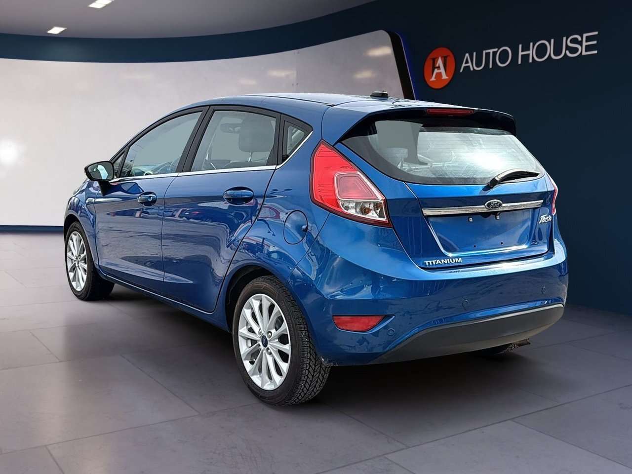 2018 Ford Fiesta Titanium Leather NAVIGATION BACKUP CAMERA SUNROOF — снимка 1