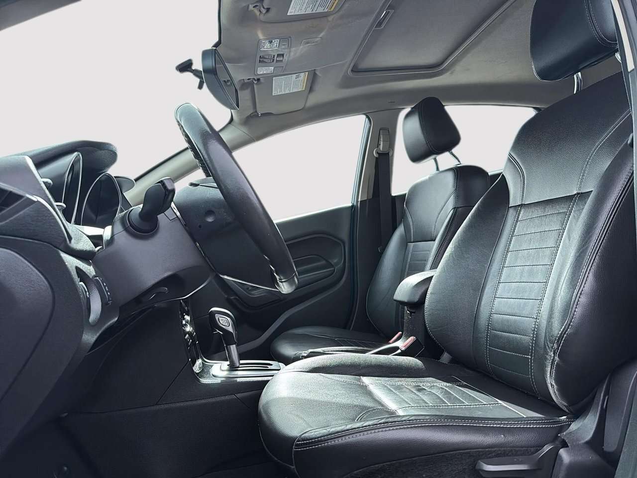 2018 Ford Fiesta Titanium Leather NAVIGATION BACKUP CAMERA SUNROOF — снимка 1