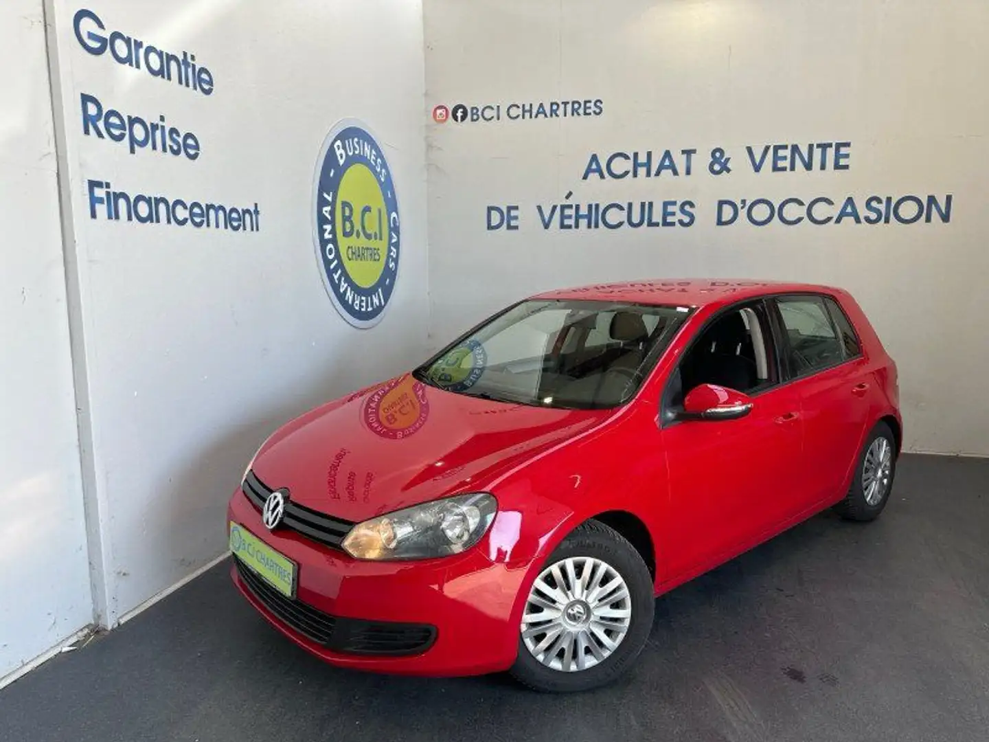 Volkswagen Golf VI 1.2 TSI 105CH BLUEMOTION TECHNOLOGY TRENDLINE 5 Rouge - 1