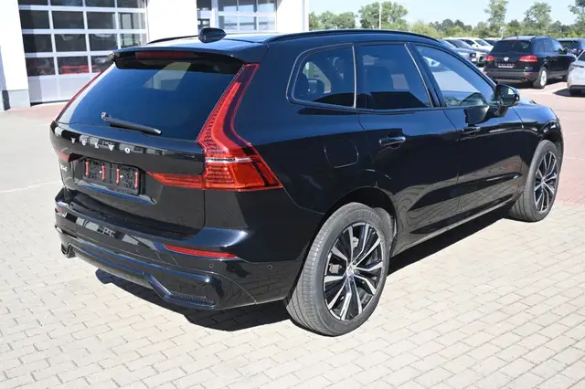Volvo XC60 view 6