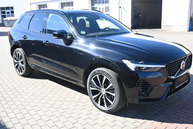 Volvo XC60 view 4