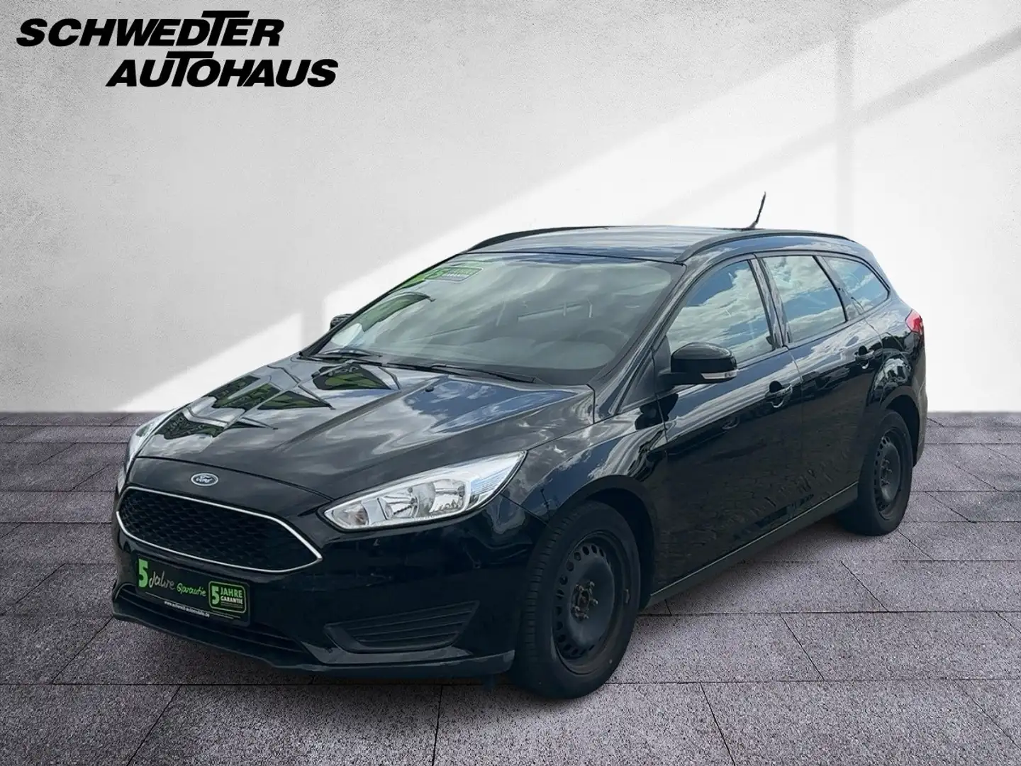 Ford Focus Turnier 1.0 EcoBoost Trend Matrix+SHZ Černá - 2