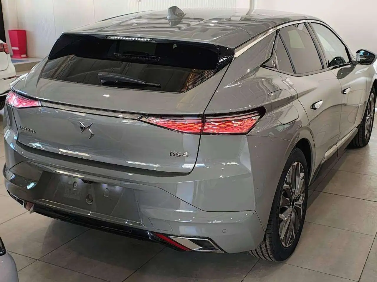 DS Automobiles DS 4 2025