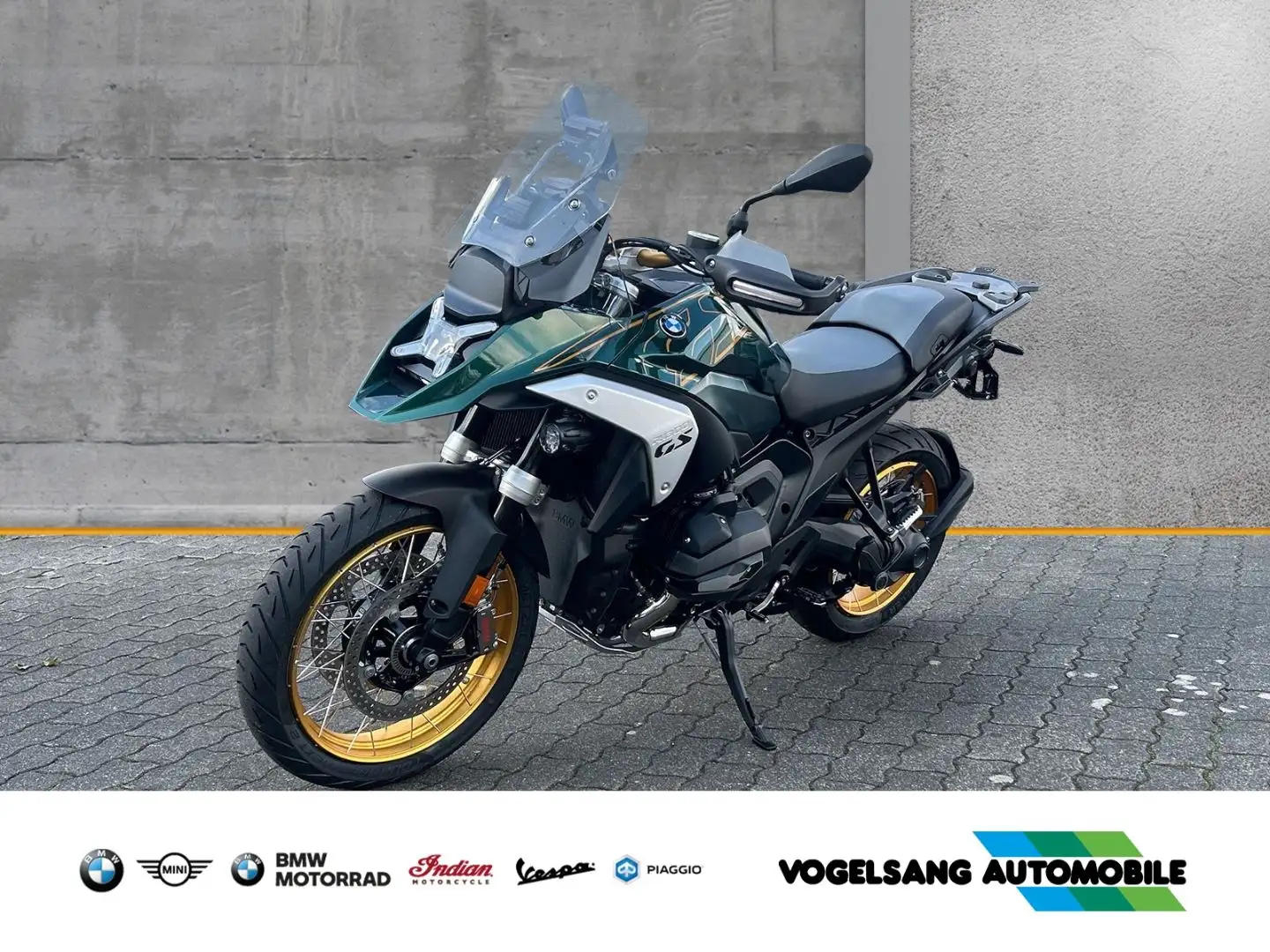 BMW R 1300 GS Option 719, Goldene Speichenräder, Akt Verde - 1