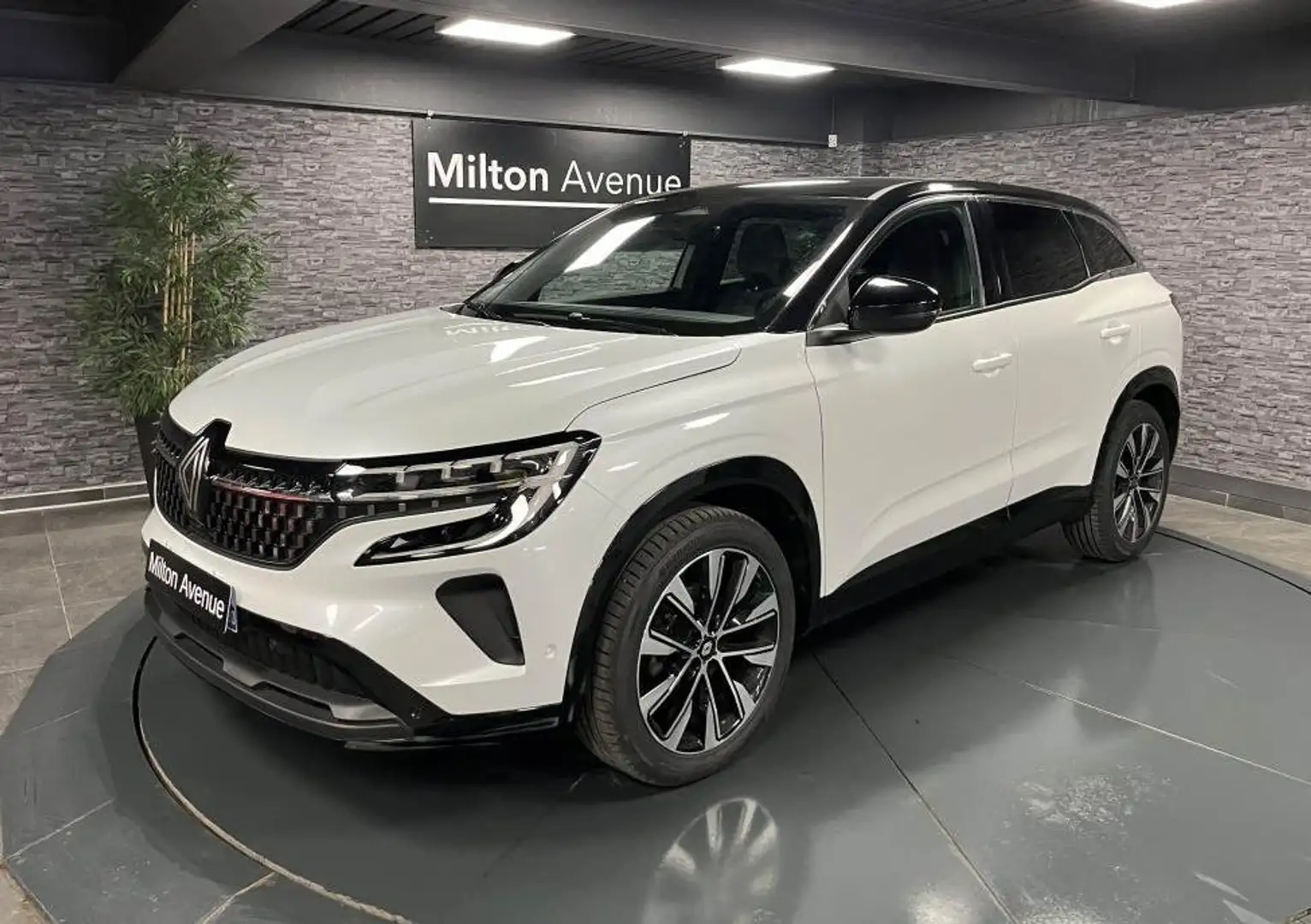 Renault Austral Austral 1.3 Mild Hybride - 160 - BVA  Techno Blanc - 1