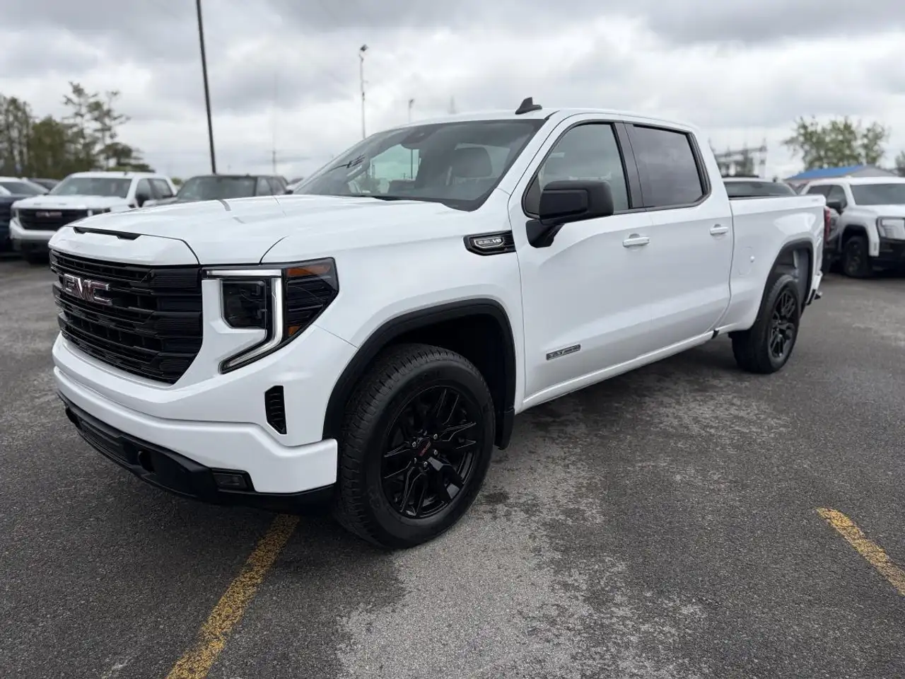 GMC Sierra 1500 photo GMC Sierra 1500