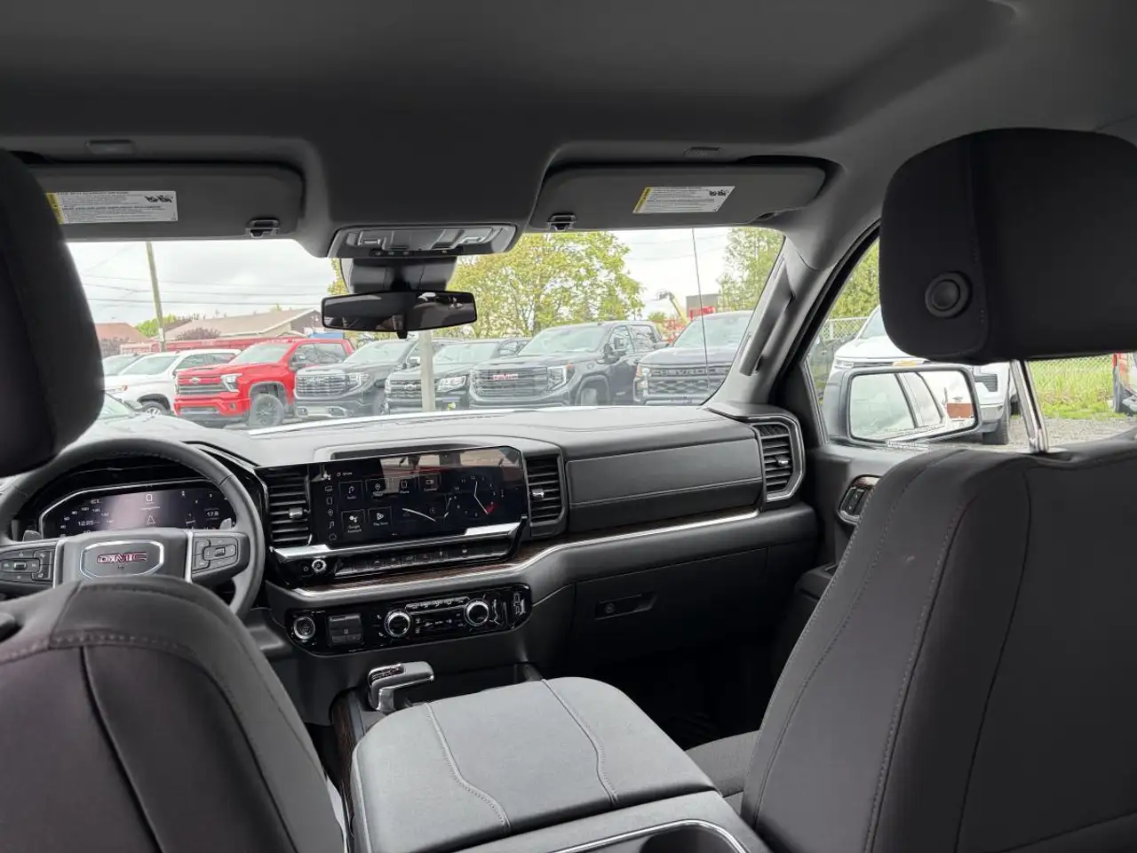 GMC Sierra 1500 photo GMC Sierra 1500