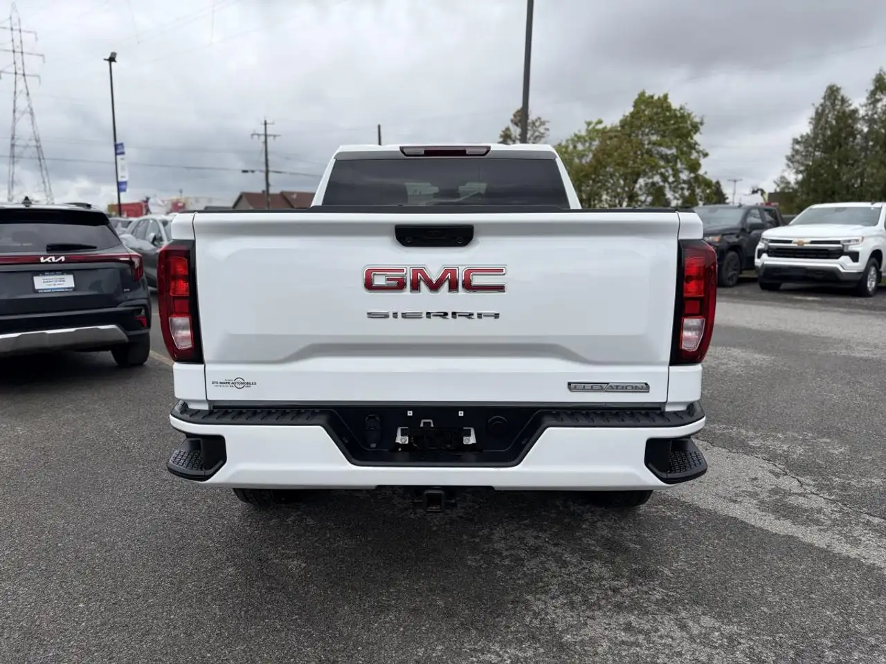 GMC Sierra 1500 photo GMC Sierra 1500
