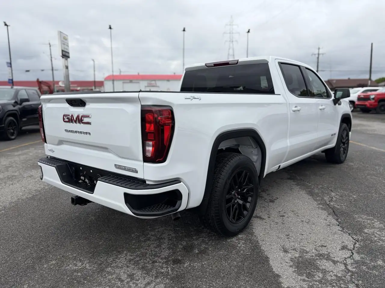 GMC Sierra 1500 photo GMC Sierra 1500