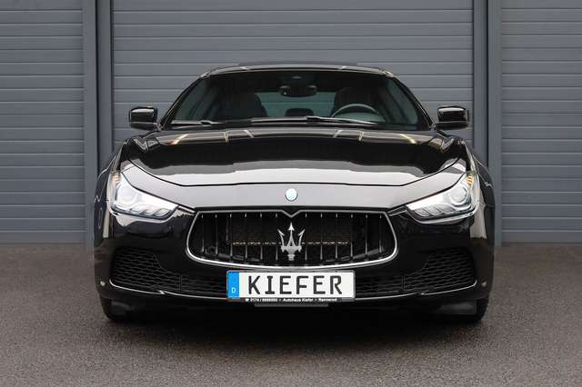 Maserati Ghibli 3.0 V6 S Q4/APPLE/SHZ/MEMORY/KAMERA/R19