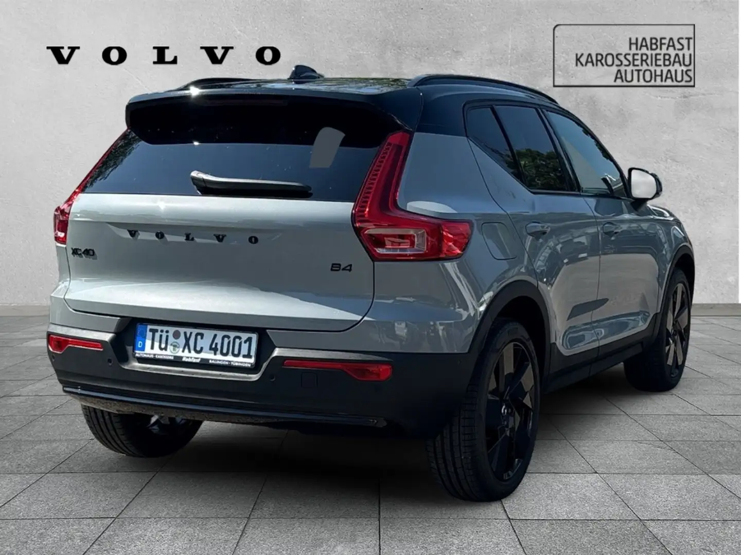 Volvo XC40 B4 Ultra Black Edition AHK Digitales Cockpit Memor Grau - 2