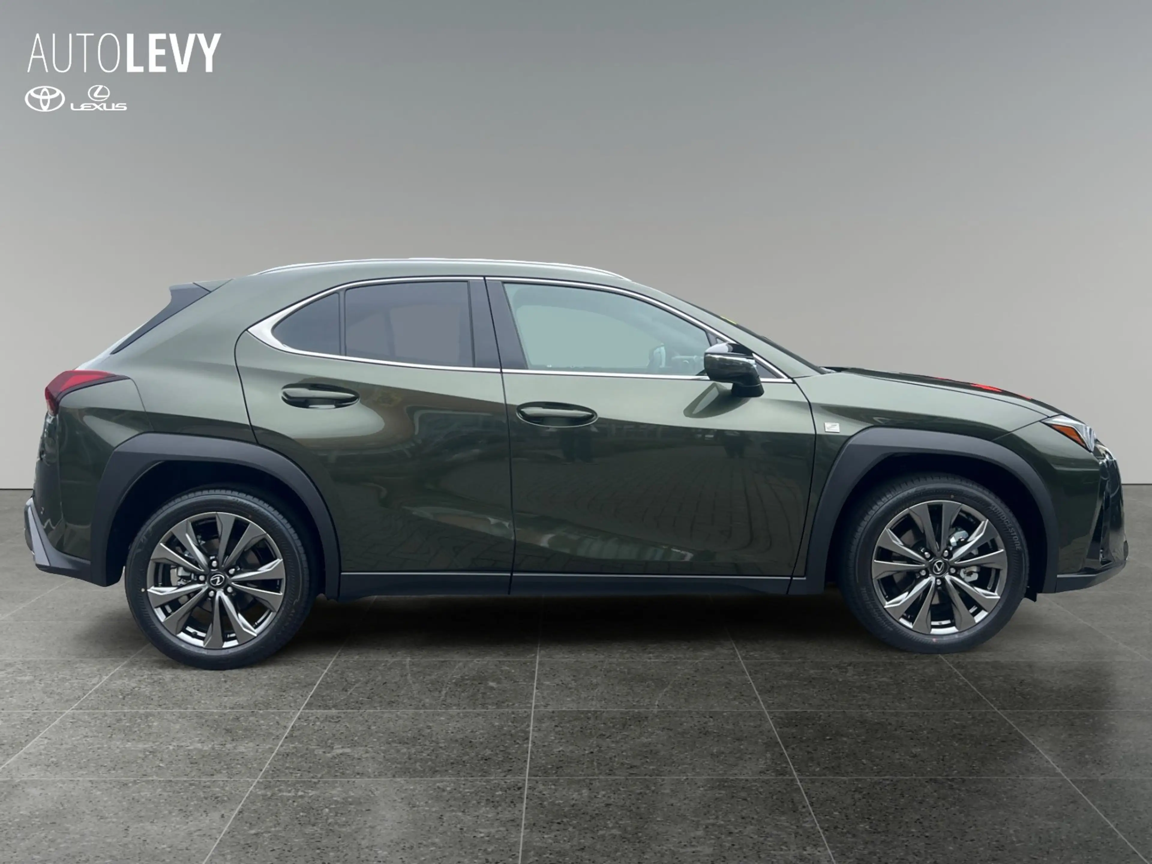 Lexus UX 300h F Sport Design *Vorlauf *diverse Farben* — photo 7
