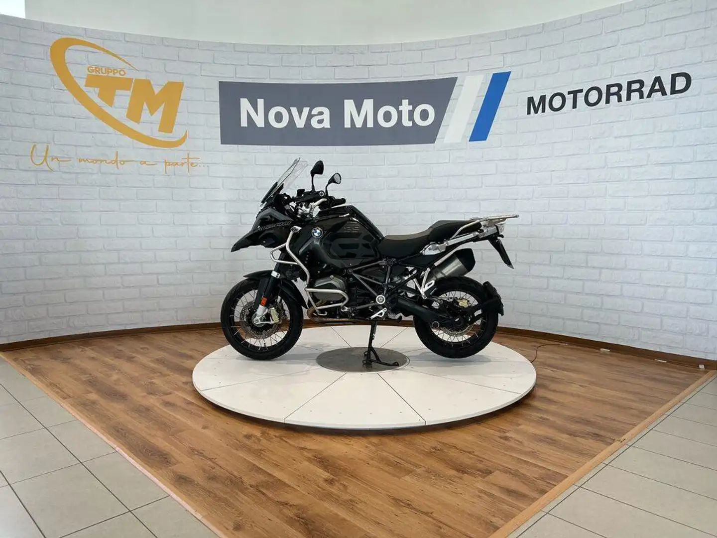 BMW R 1200 GS Adventure Abs my17 Fekete - 1