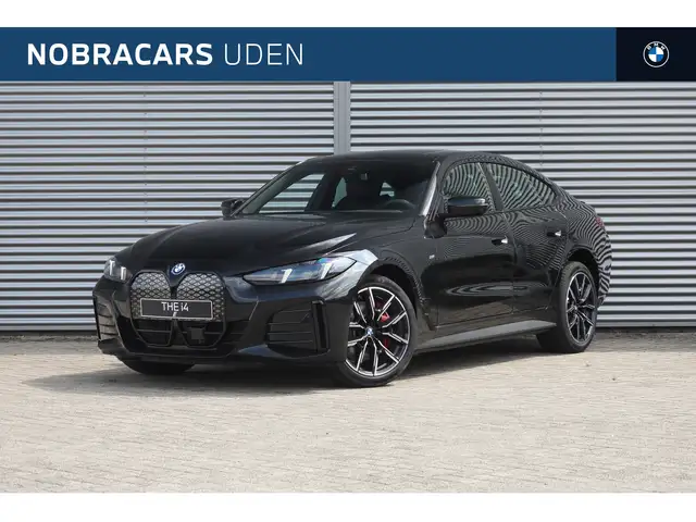 BMW i4 eDrive35 M Sport / Schuif-kanteldak / Adaptieve LE