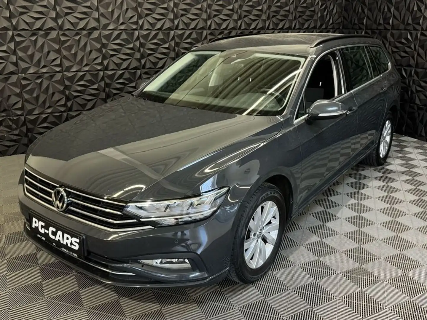 Volkswagen Passat 1.6 TDI Business *MwSt.* Grau - 1