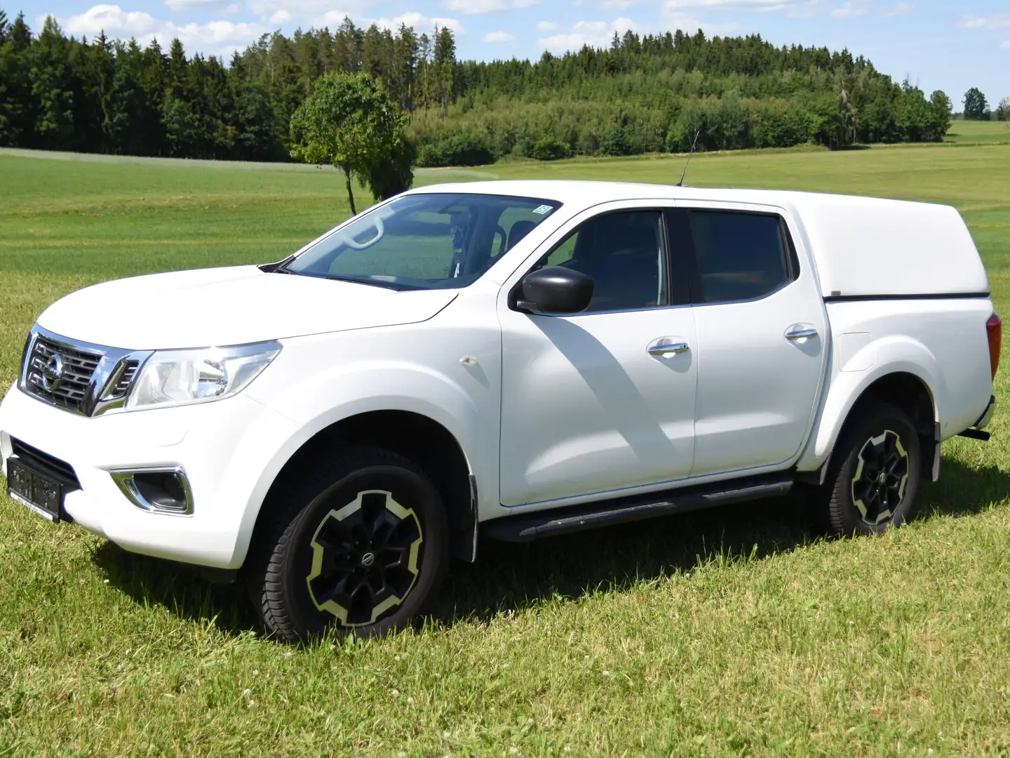 Nissan Navara NP 300 Weiß - 1