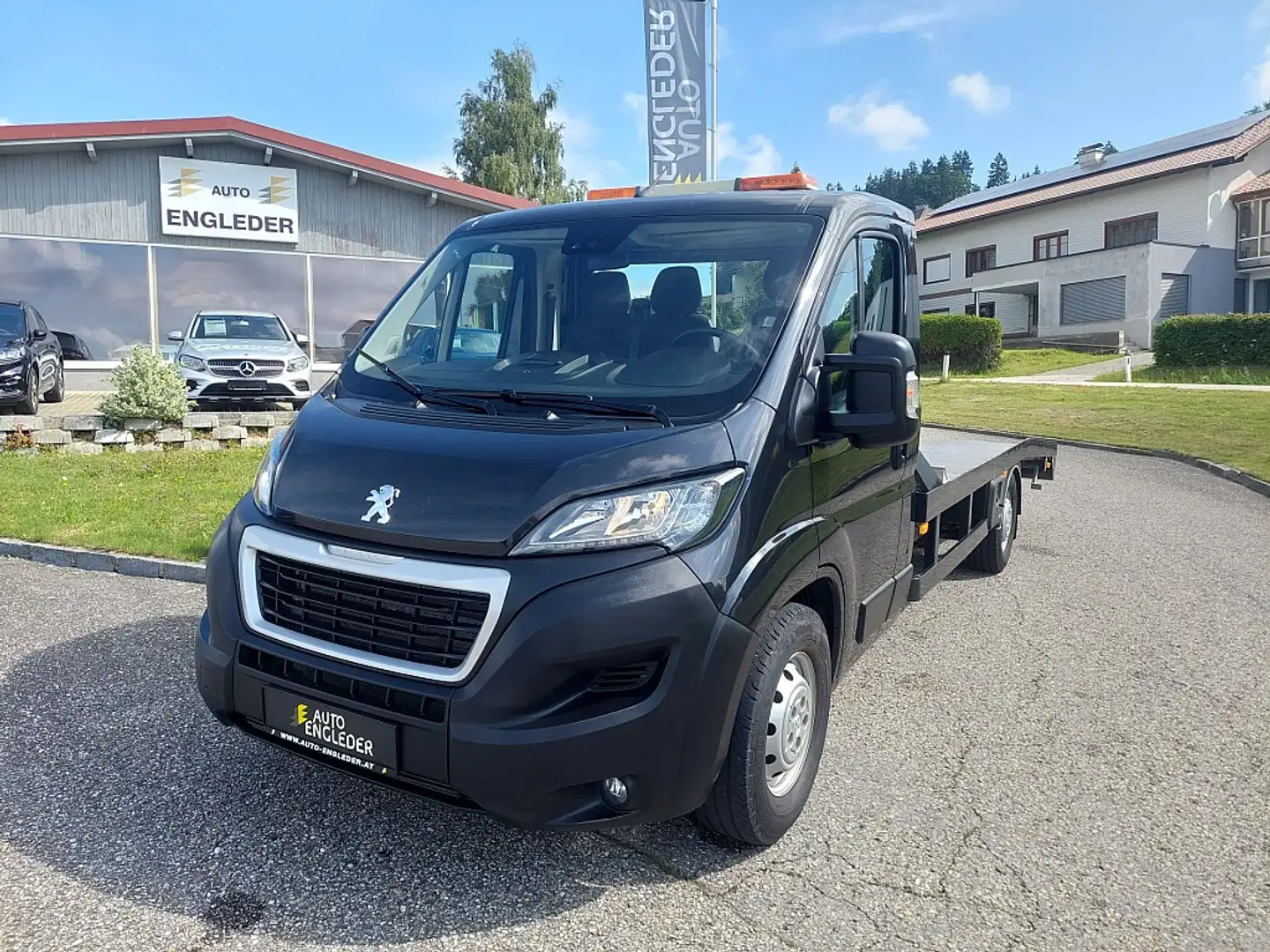 Peugeot Boxer 35+ L4 BlueHDi 165 Abschleppwagen Grau - 1