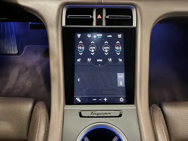 Porsche Taycan view 13