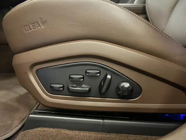 Porsche Taycan view 15