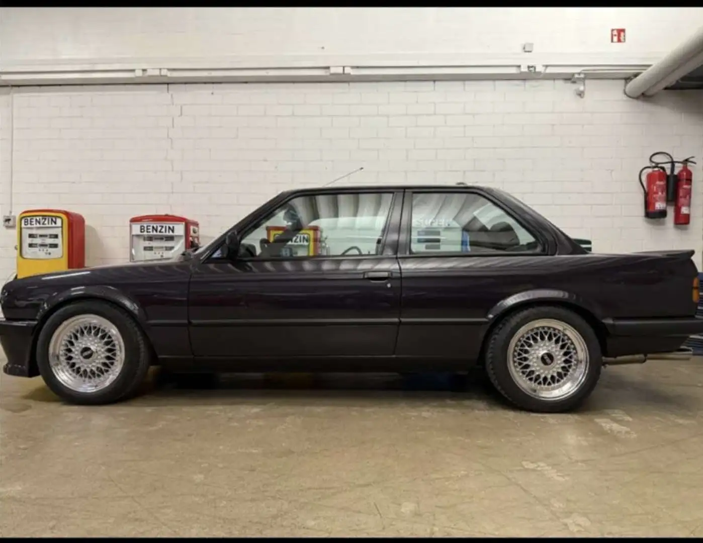 BMW 325 325i - 1