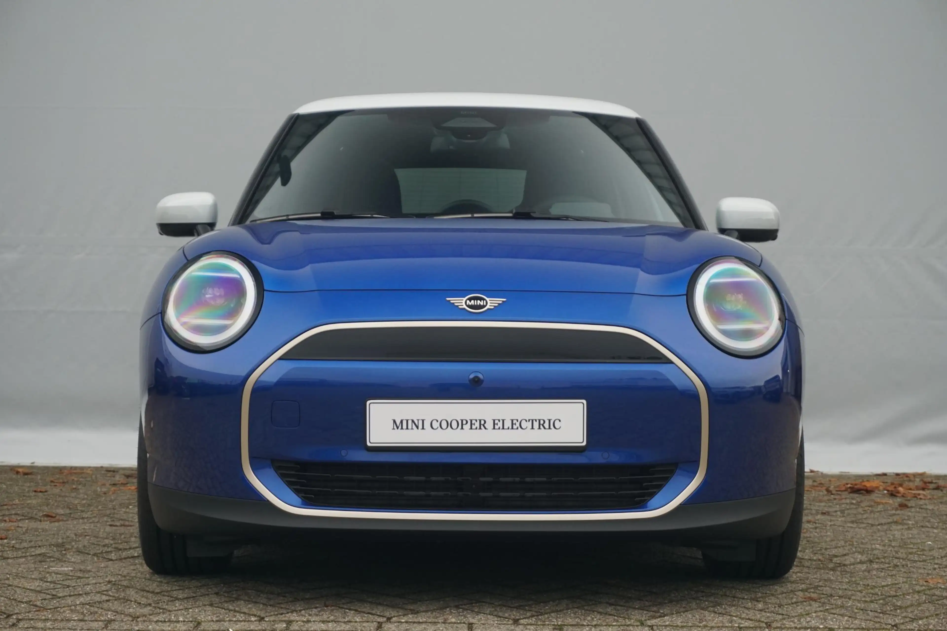 MINI Cooper E Favoured Trim | Pakket L — photo 3