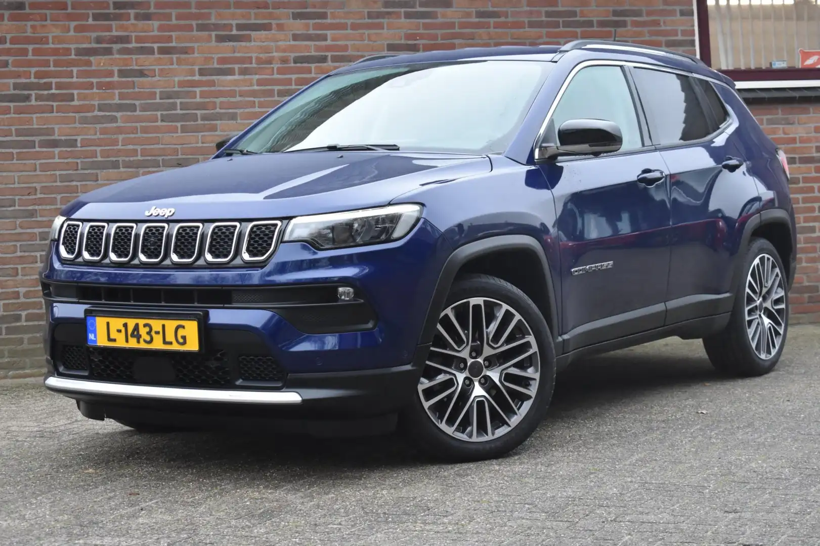 Jeep Compass 1.3T Limited '21 Navi Clima Cruise Inruil mogelijk Blauw - 1