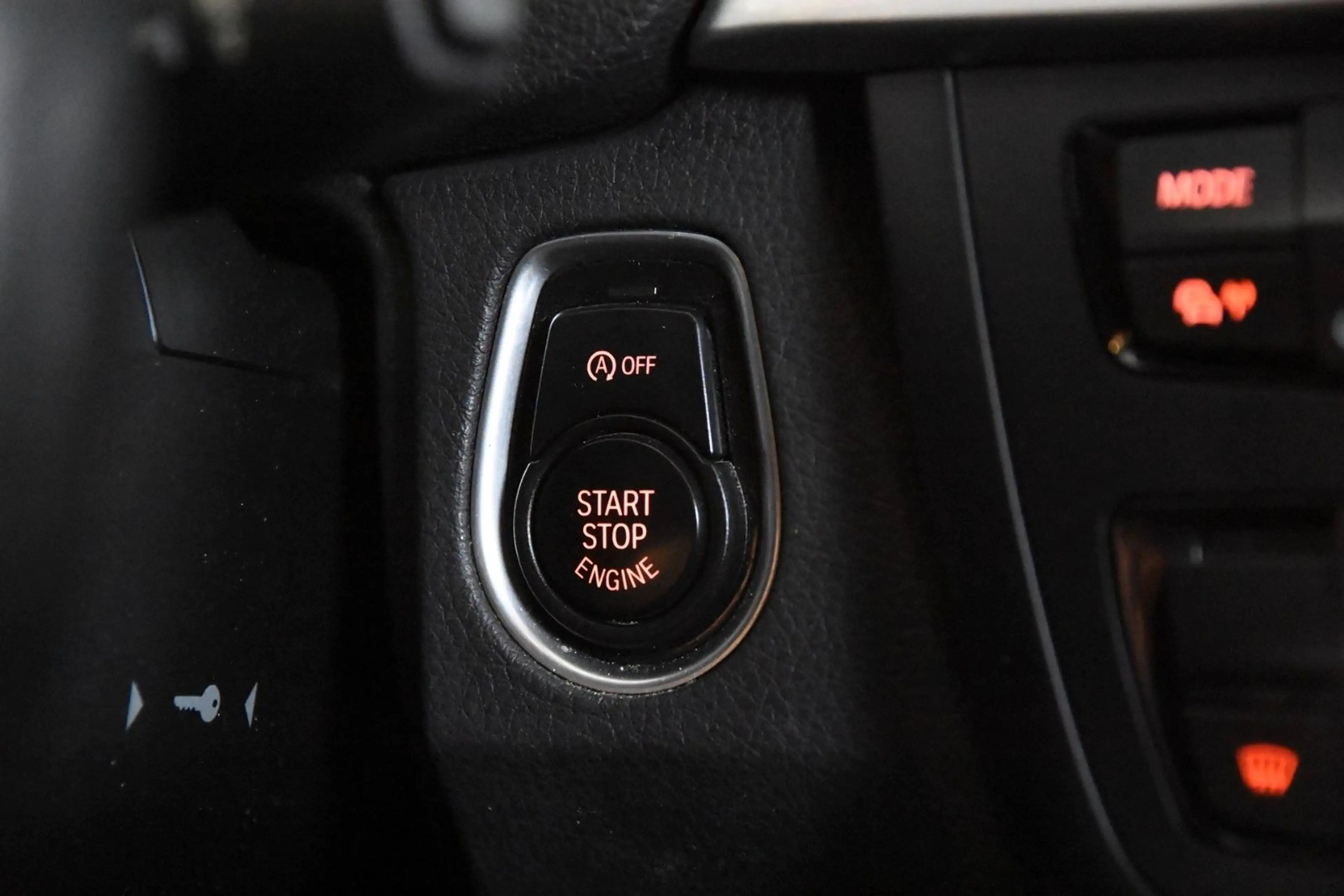 BMW 318 GT *Leder*Navi* — photo 13