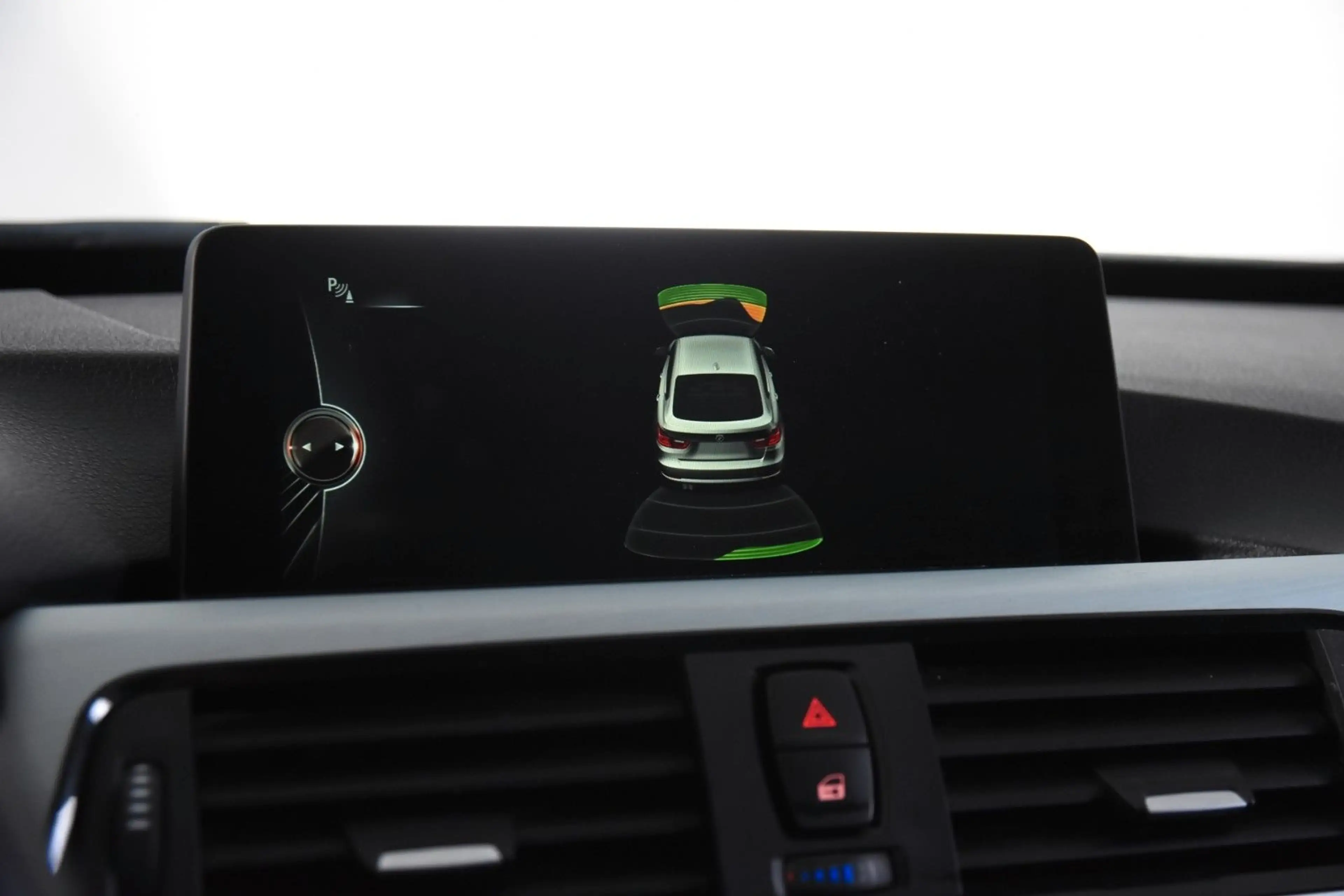 BMW 318 GT *Leder*Navi* — photo 10