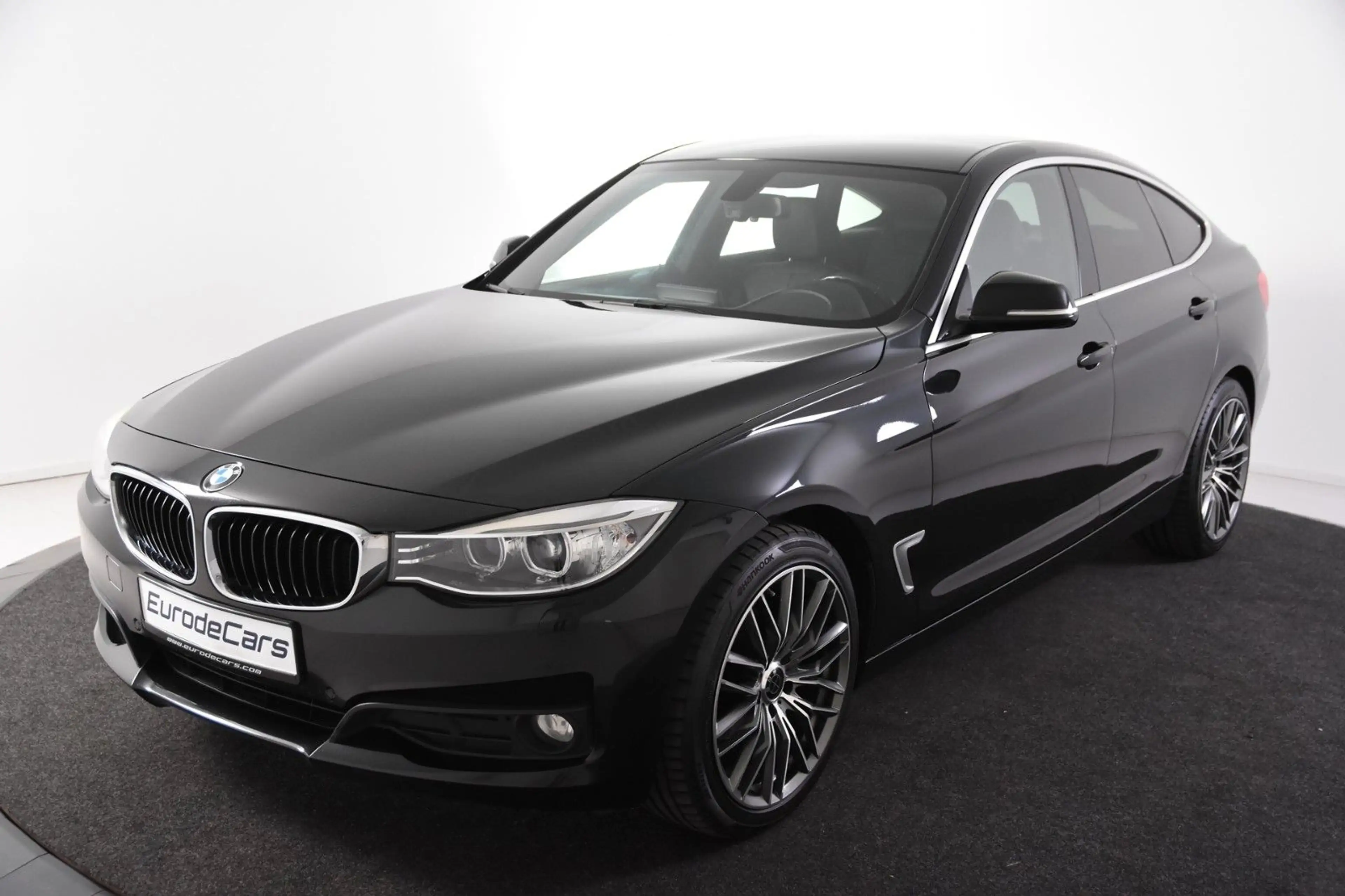 BMW 318 GT *Leder*Navi* — photo 4