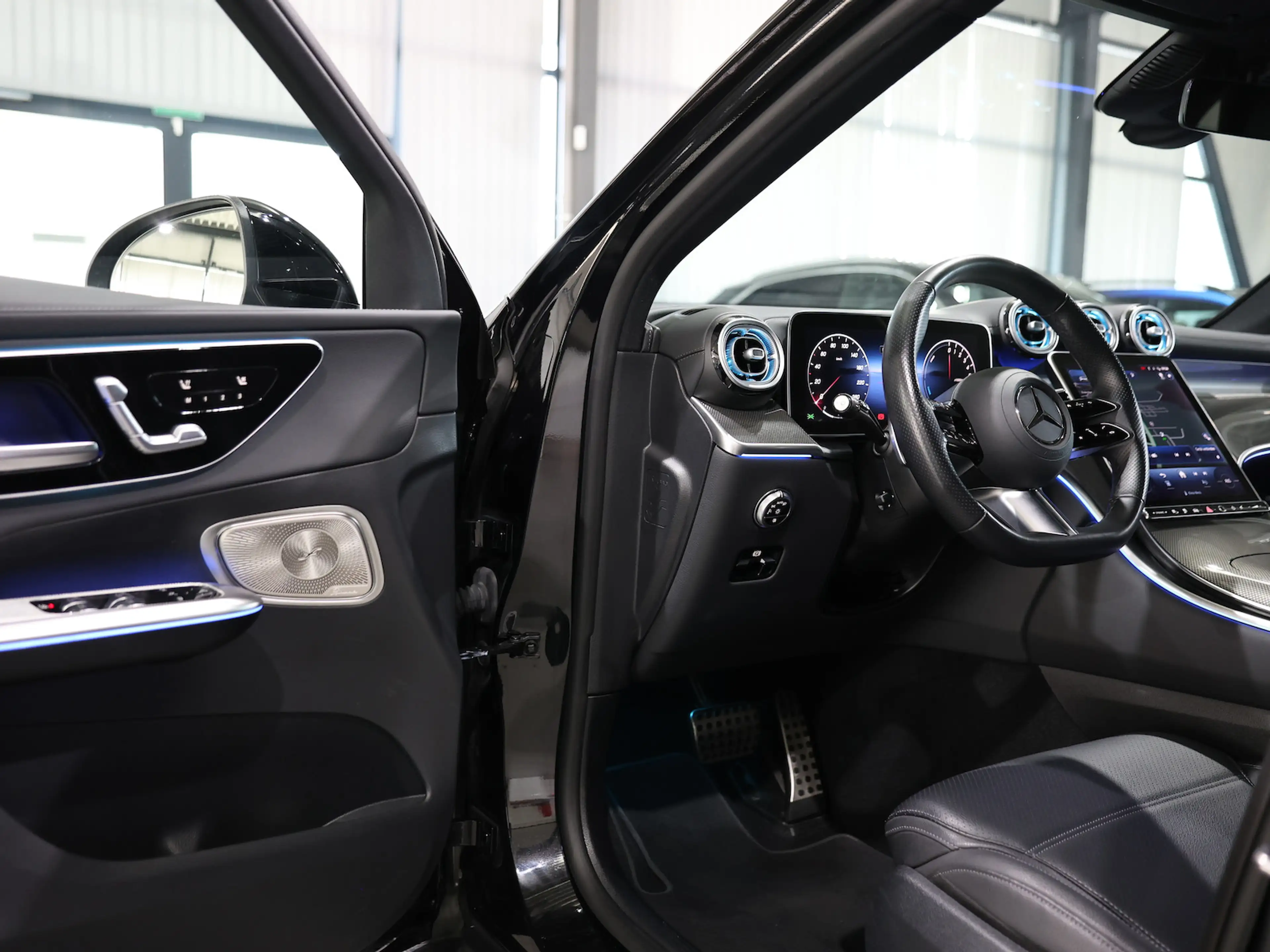 Mercedes-Benz GLC 400 e 4M AMG-LINE PREMIUM / LASER, BURMESTER — photo 11