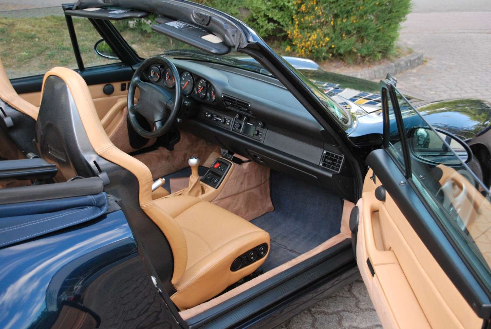 Porsche 993 Carrera 4 Cabriolet - 1996 - Joinsteer - #11