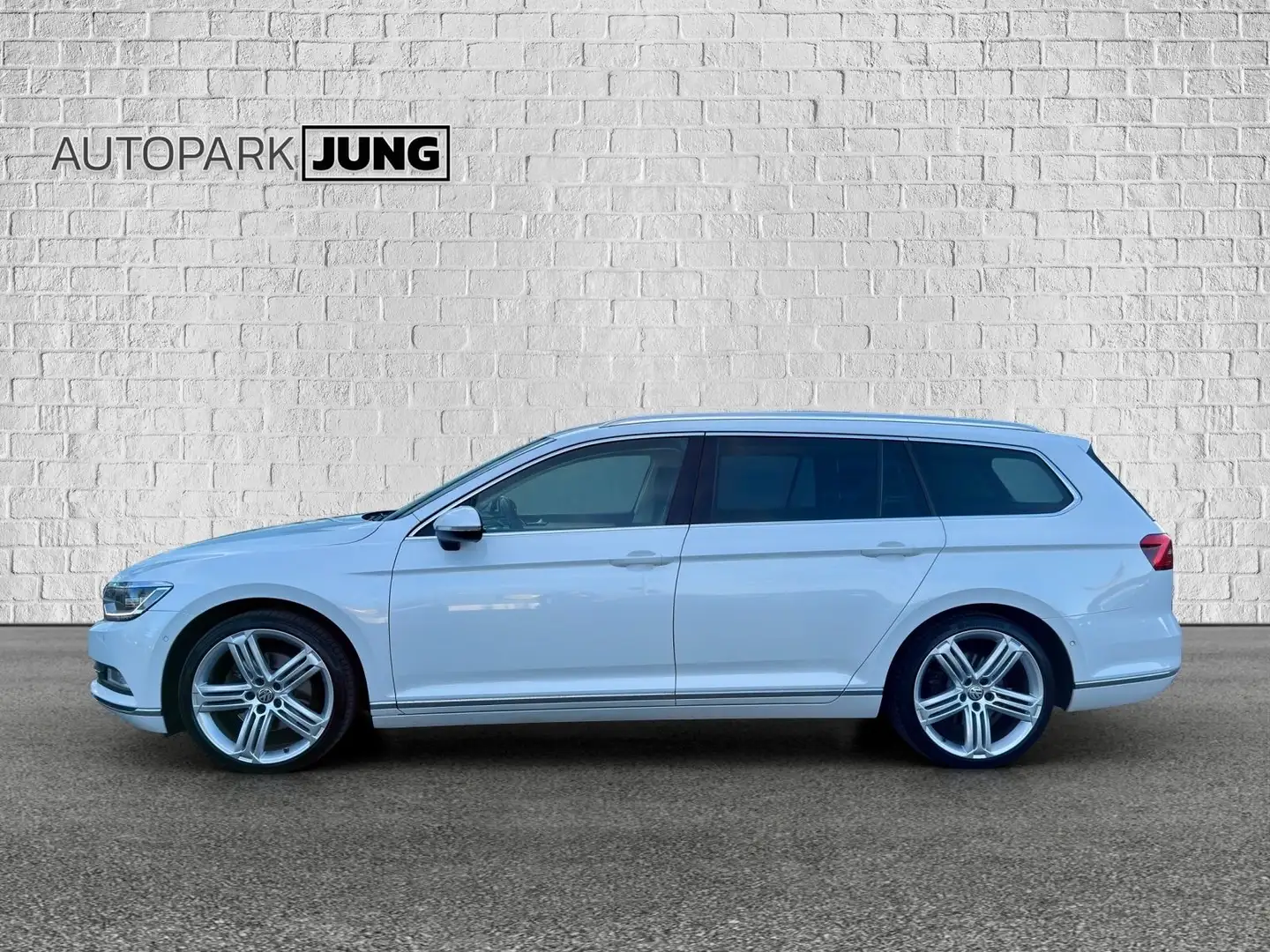 Volkswagen Passat Variant Highline*Navi*ACC* Weiß - 2